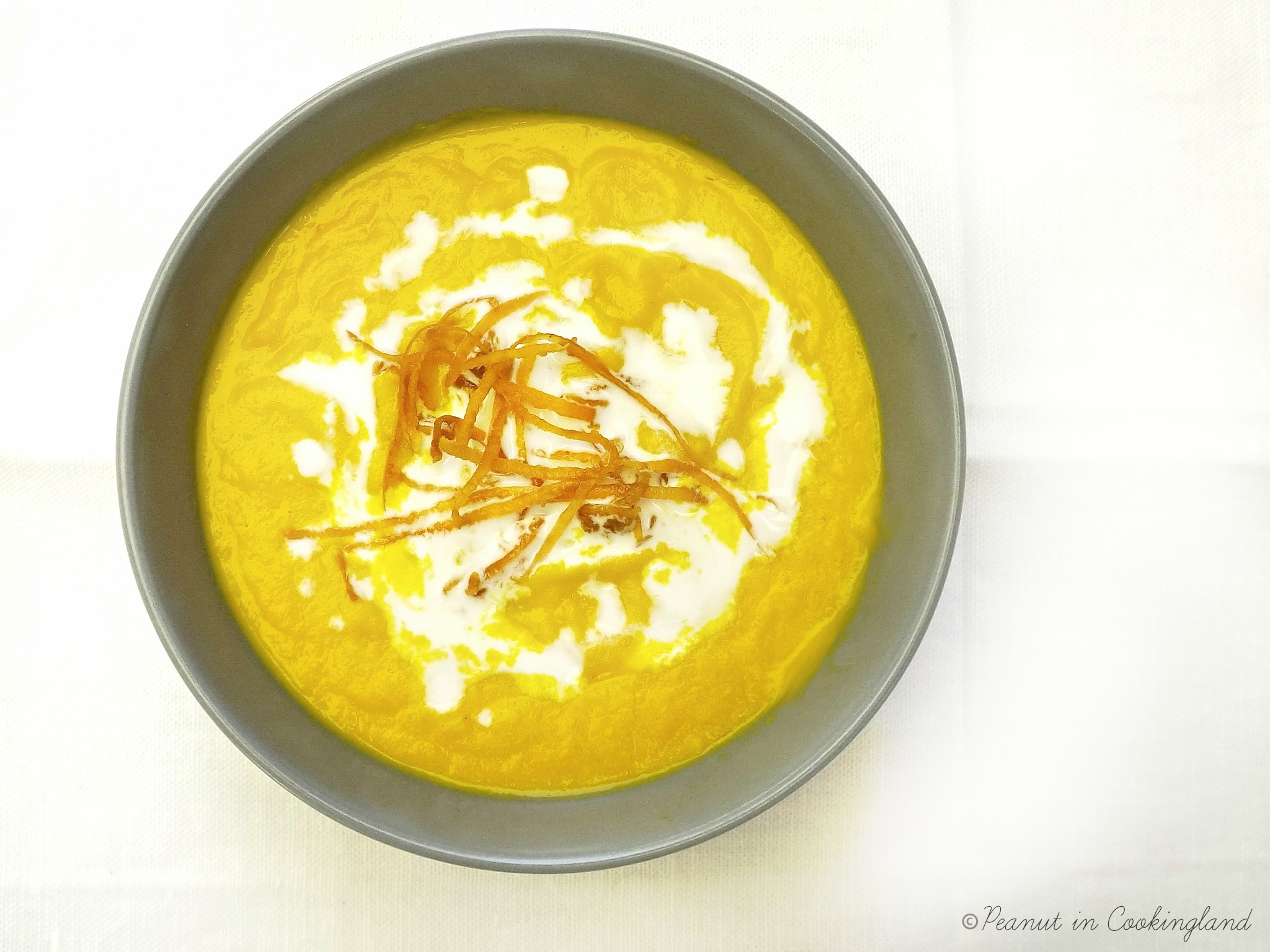 Mango & carrot creamy soup