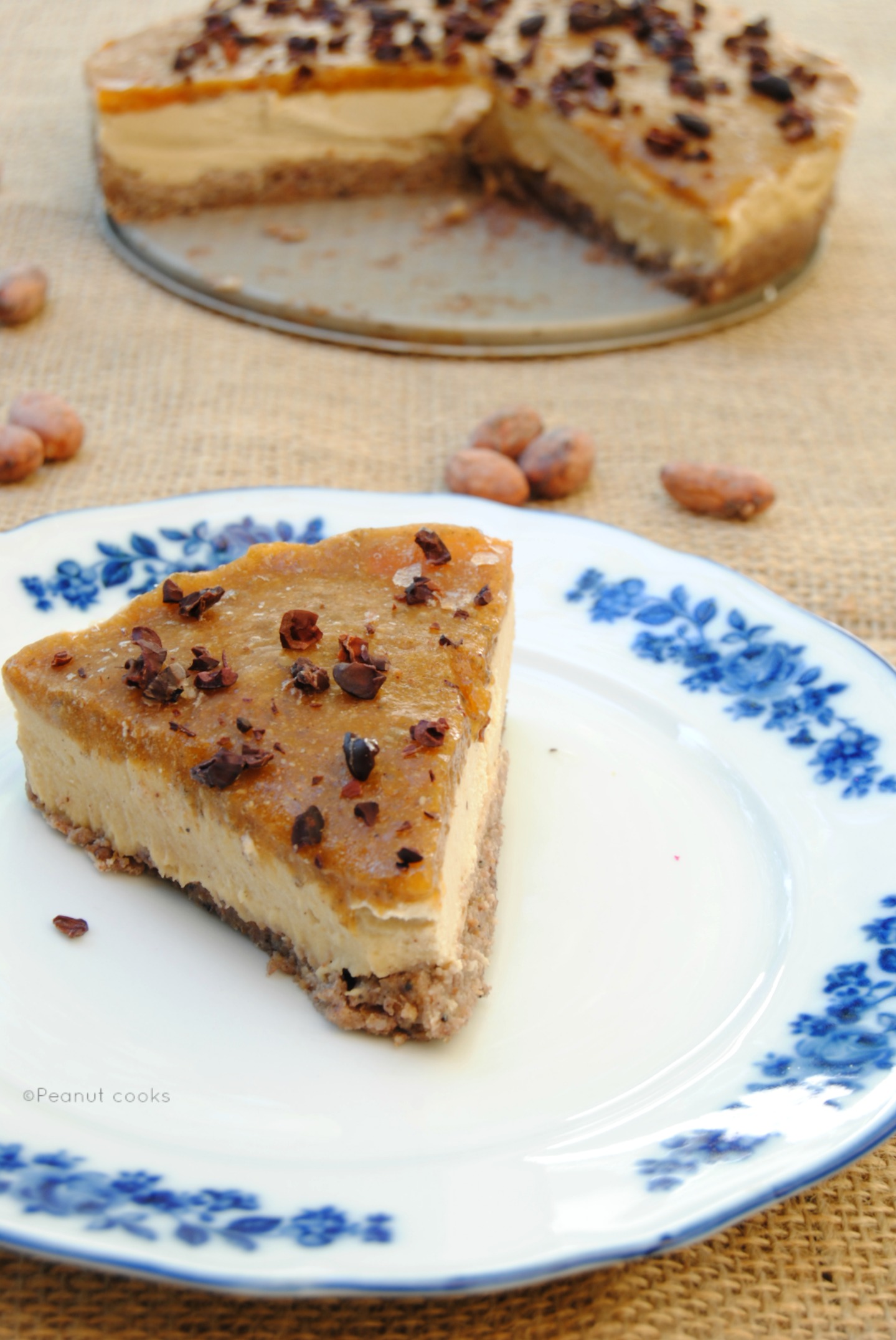 Raw persimmon cheesecake