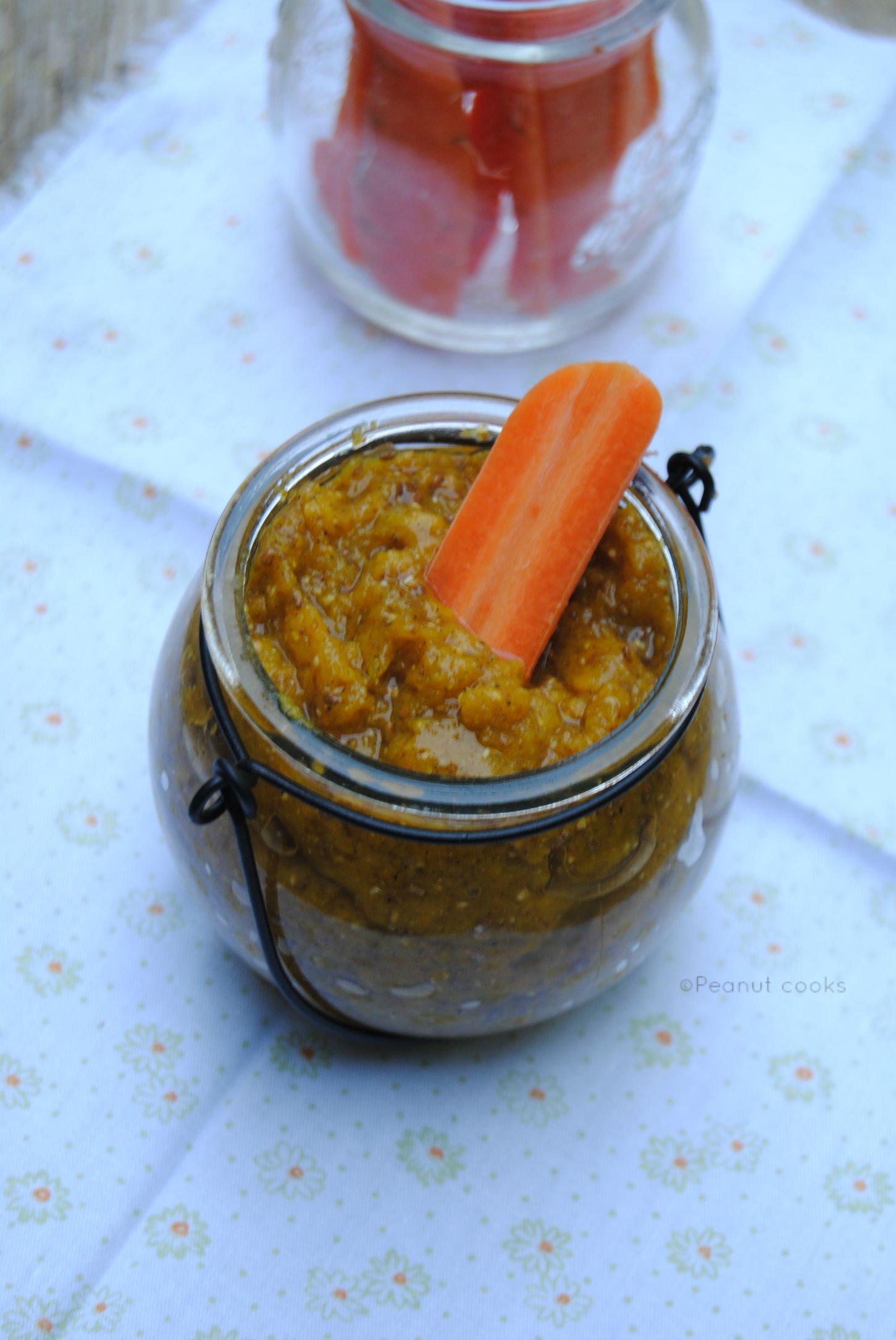 Raw mango and yellow pepper chutney