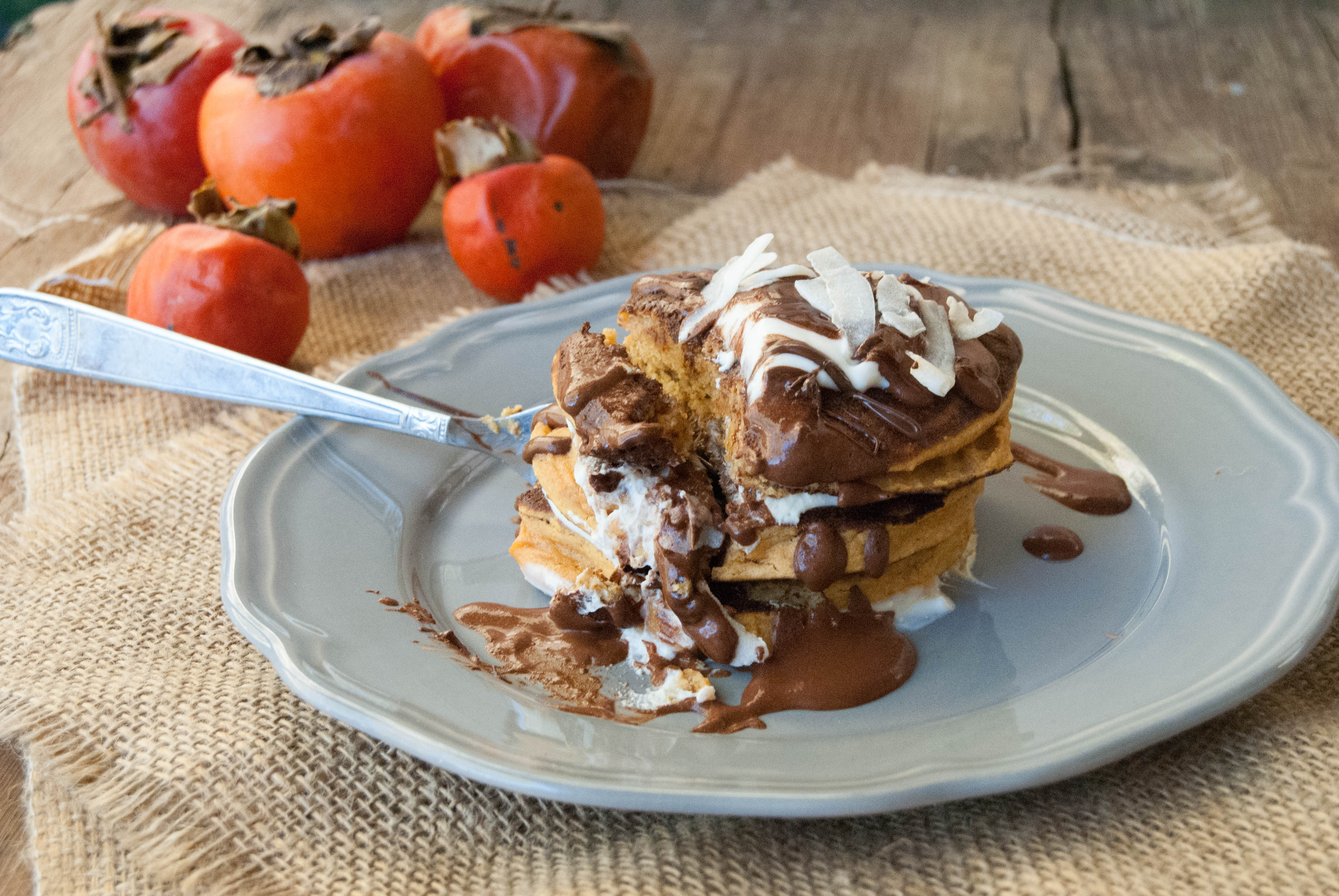 Pancakes low carb cachi farina di chufa e lenticchie